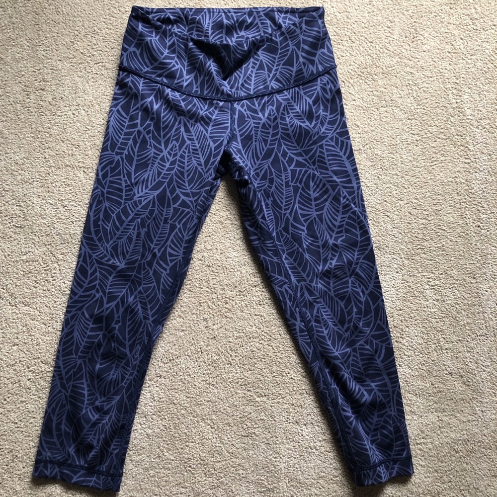 Lululemon cropped printed leggings size 4